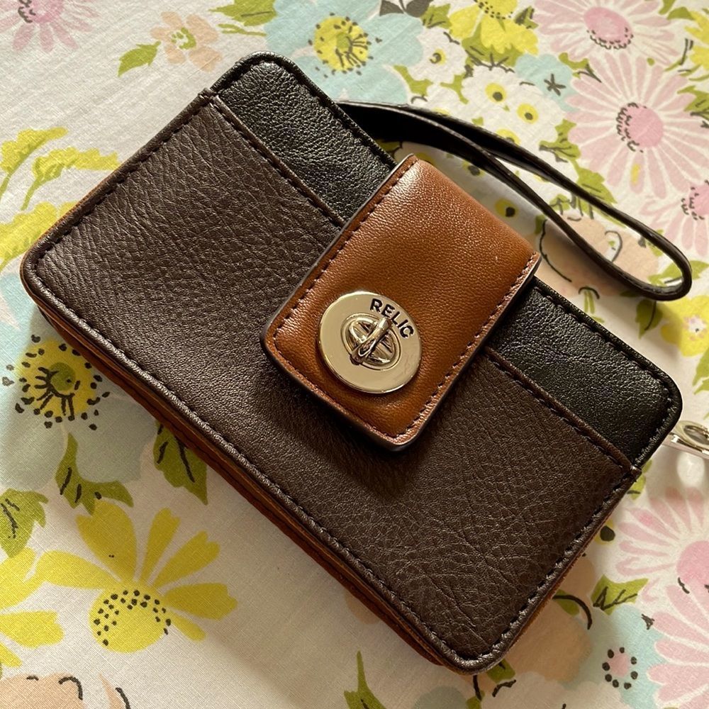 Relic Brown and Black Women's Wristlet